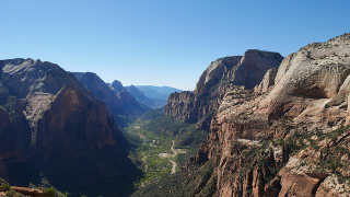 Illustration for article titled Panoramic Escapes: Exactly What Could Individuals Expect from Zion National?
